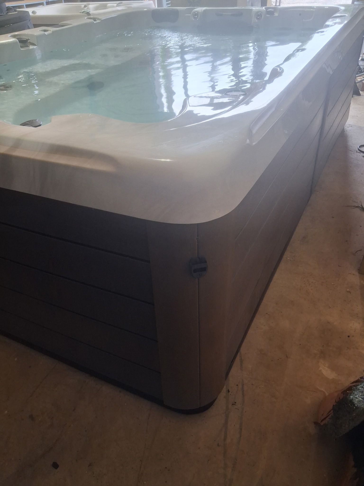 American Whirlpool Model 982 Hot Tub - Image 4