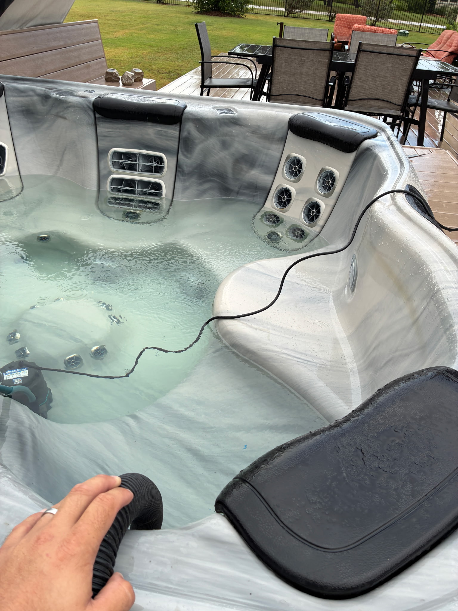 Bullfrog A8 Hot Tub - Image 3